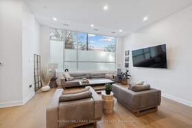 195 Hunter Street E, Peterborough, ON , MLS #X12226010 , Image - 1
