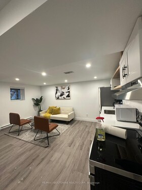 66 Wellington Street S, Hamilton, ON , MLS #X12243953 , Image - 1