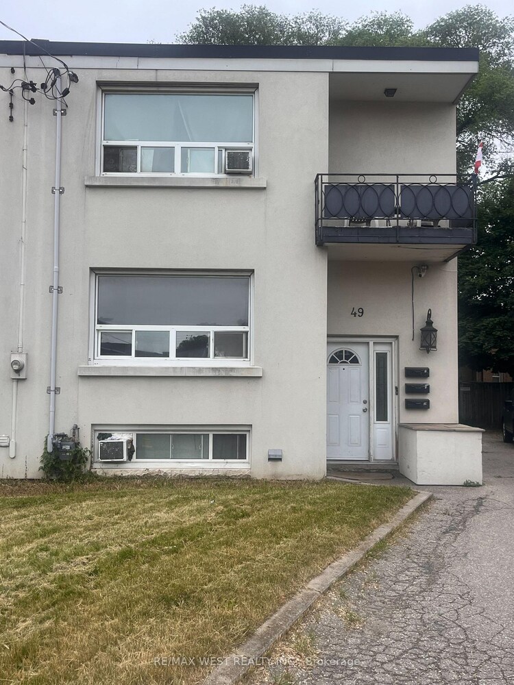 49 Penhurst Avenue, Toronto, ON, Stonegate-Queensway