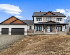 71 HOGAN Drive, Renfrew, ON , MLS #X12236586 , Image - 1