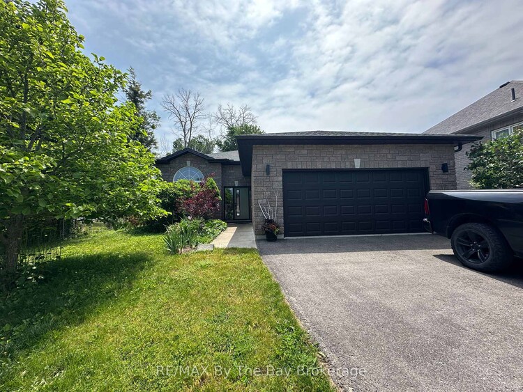 4 Woodside Court, Wasaga Beach, ON, Wasaga Beach