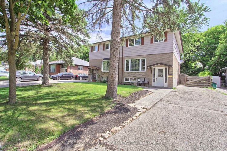 256 Penn Avenue, Newmarket, ON, Bristol-London