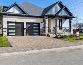 1061 Eagletrace Drive, Middlesex, ON , MLS #X12377096 , Image - 1