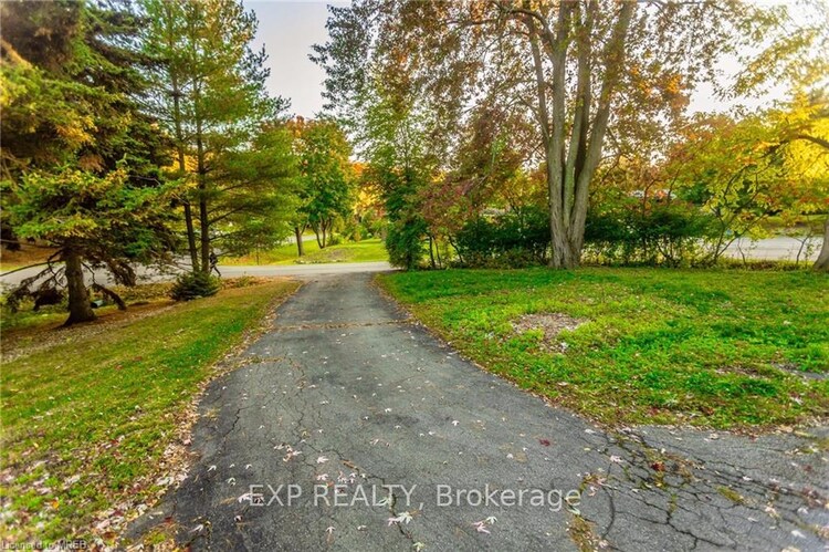 376 Philip Place, Hamilton, ON, Ancaster