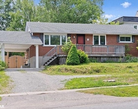 93 Westmount Drive S, Simcoe, ON , MLS #S13449428 , Image - 1