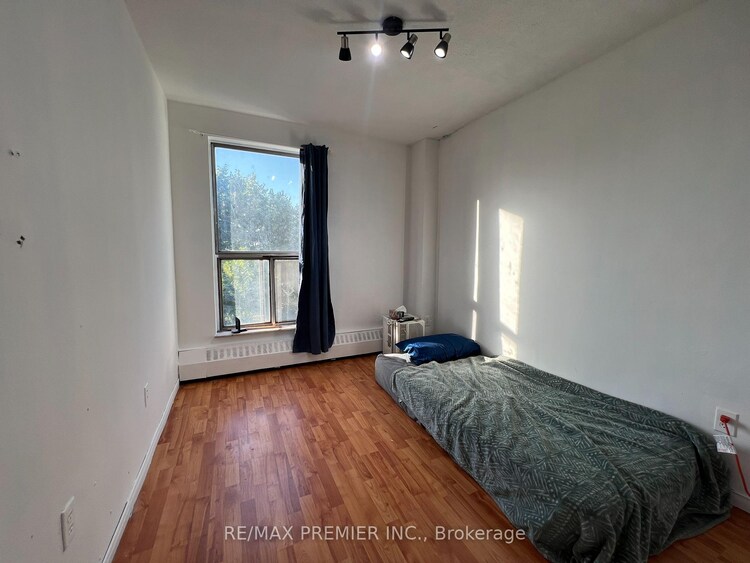 10 Eddystone Avenue, Toronto, ON, Glenfield-Jane Heights