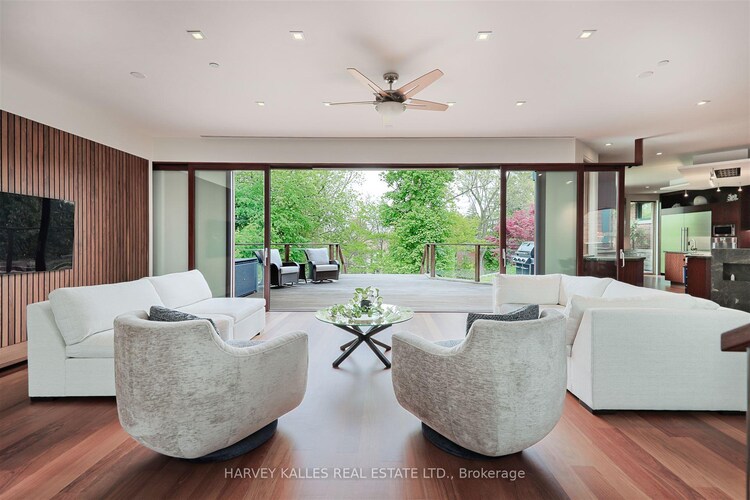 89 Kingsway Crescent, Toronto, ON, Kingsway South