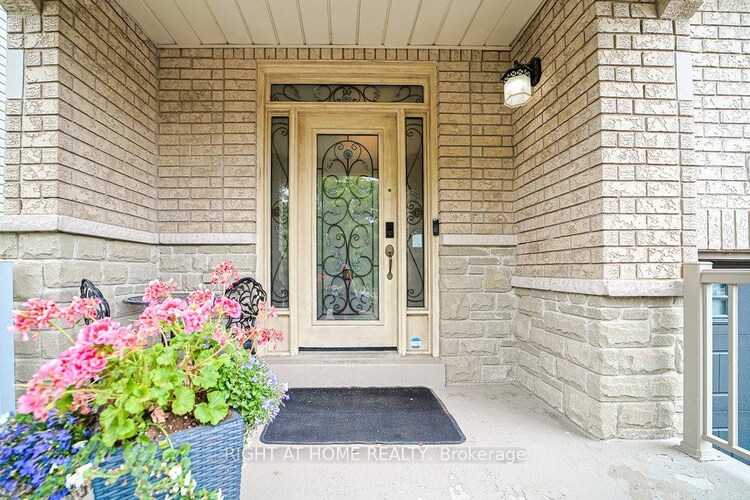 176 Cooke Crescent, Milton, ON, 1029 - DE Dempsey