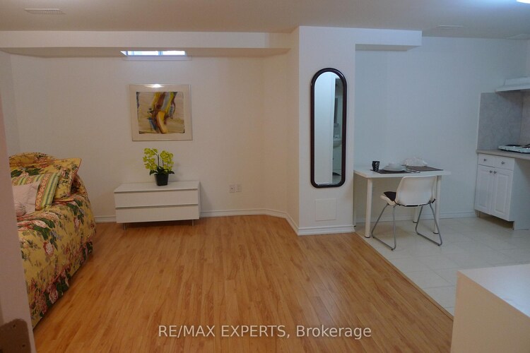 16 Gamla Road, Vaughan, ON, Patterson