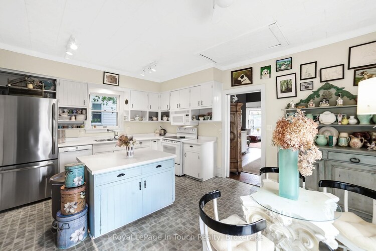 233 Queen Street, Midland, ON, Midland