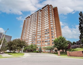 1270 Maple Crossing Boulevard, Halton, ON , MLS #W12833950 , Image - 1