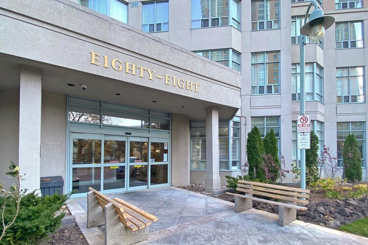 88 Corporate Drive, Toronto, ON, Woburn