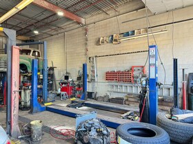 6435 Dixie Road, Peel, ON , MLS #W12238722 , Image - 1