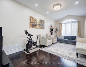 693 Switzer Crescent, Halton, ON , MLS #W13108952 , Image - 1