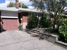 906 Walnut Street W, Durham, ON , MLS #E12586906 , Image - 1