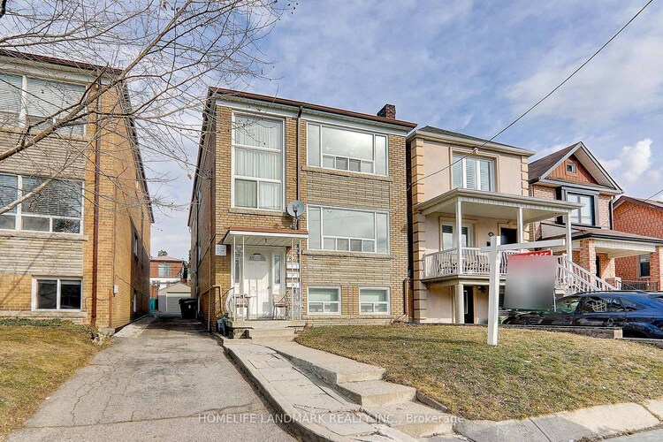 8 Hanson Road, Toronto, ON, Oakwood Village