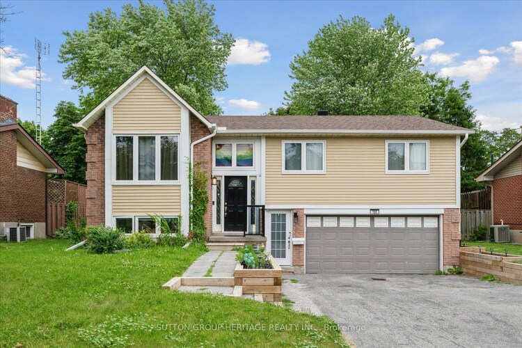 705 Anderson Street, Whitby, ON, Blue Grass Meadows
