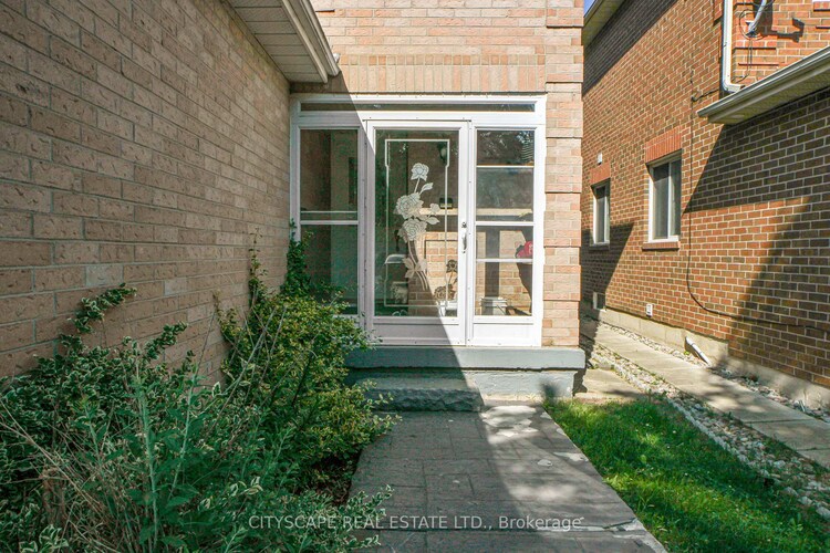 35 Letty Avenue, Brampton, ON, Fletcher's West