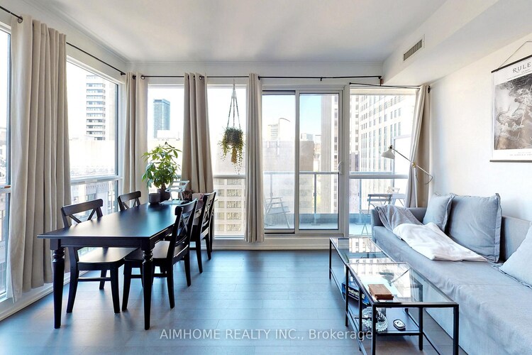 70 temprance Street, Toronto, ON, Bay Street Corridor