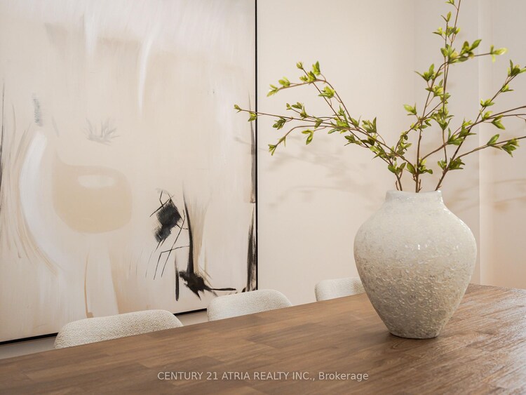 38 Main Street, Mississauga, ON, Streetsville