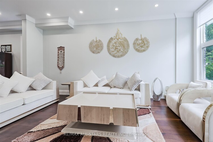 50 Eastville Avenue, Toronto, ON, Cliffcrest