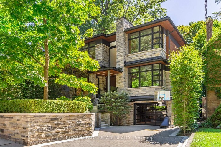 11 Pine Crescent, Toronto, ON, The Beaches