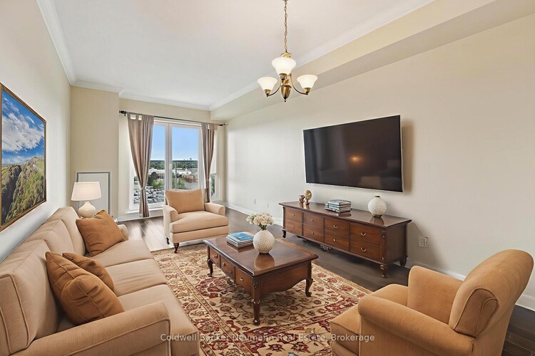 40 Old Mill Road, Oakville, ON, 1013 - OO Old Oakville