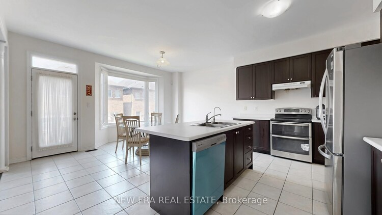 8 Hubner Avenue, Markham, ON, Berczy