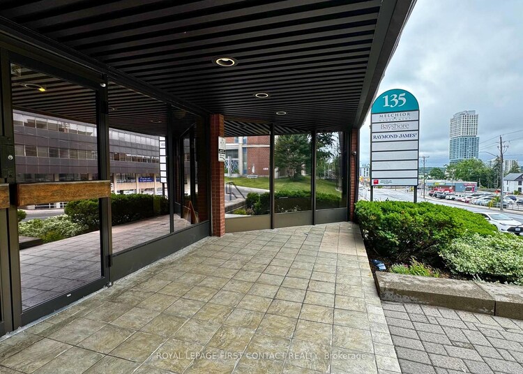 135 Bayfield Street, Barrie, ON, City Centre