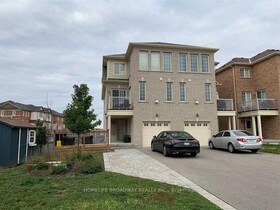 5 Toulouse Court, York, ON , MLS #N12571076 , Image - 1
