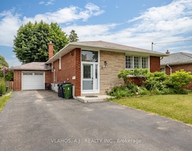 19 Bainhart Crescent, Toronto, ON , MLS #E13147198 , Image - 1