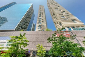 100 Harbour Street, Toronto, ON , MLS #C12500622 , Image - 1