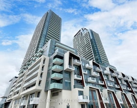 7 Golden Lion Heights, Toronto, ON , MLS #C13167844 , Image - 1