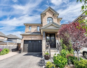 74 Walker Boulevard, Simcoe, ON , MLS #N12945734 , Image - 1