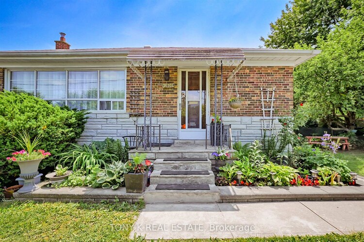 43 Boem Avenue, Toronto, ON, Wexford-Maryvale