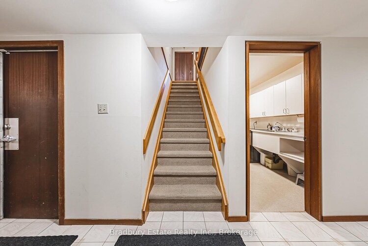 128 Bunker Hill Drive, Hamilton, ON, Vincent