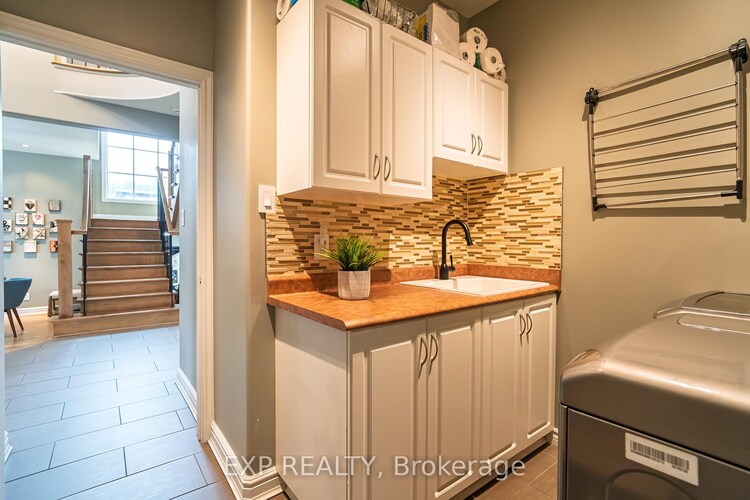 1466 Rhea Place, Blossom Park - Airport and Area, ON, 2601 - Cedardale