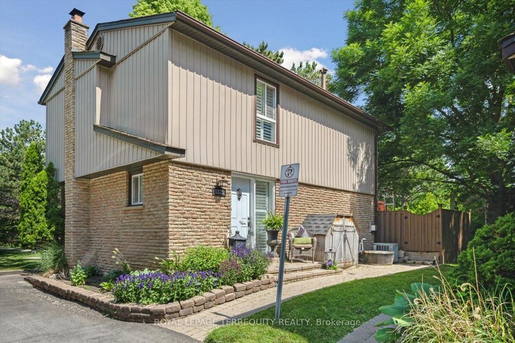 1825 Hyde Mill Crescent, Mississauga, ON, Streetsville