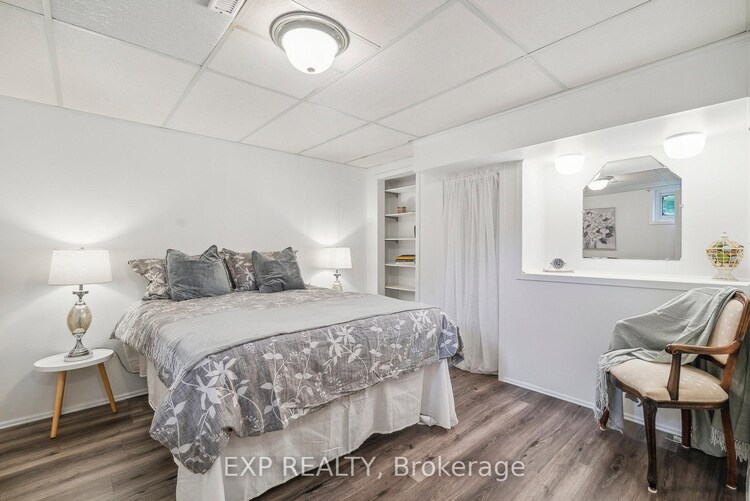 8245 Main Street, Adjala-Tosorontio, ON, Lisle