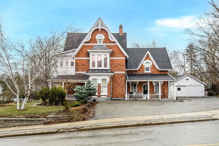 3 Peel Street, Barrie, ON, Wellington