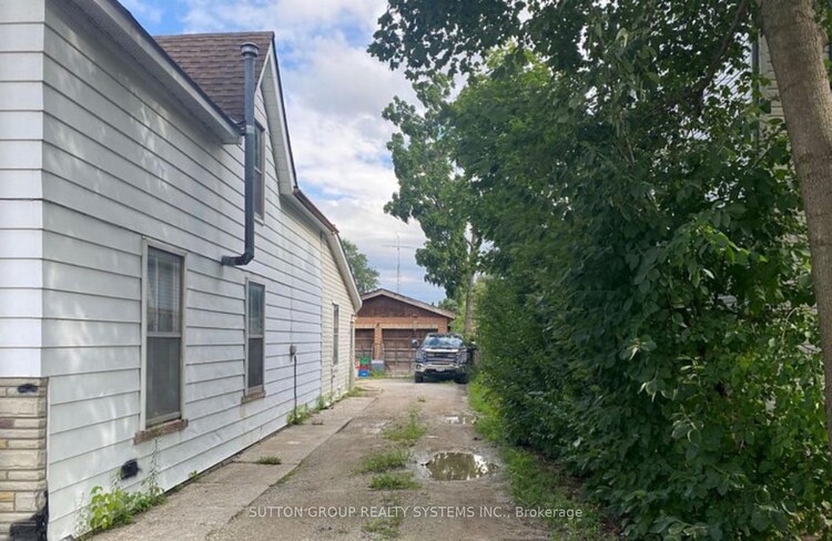 392 Pearl Street, Milton, ON, 1035 - OM Old Milton