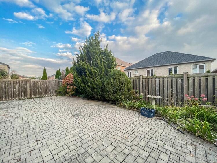 70 Brass Drive, Richmond Hill, ON, Jefferson