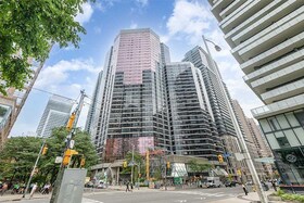 1001 Bay Street, Toronto, ON , MLS #C12436183 , Image - 1