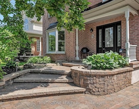 32 Kyle Avenue, Ottawa, ON , MLS #X12930748 , Image - 1