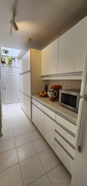129A Winchester Street, Toronto, ON , MLS #C12337025 , Image - 1