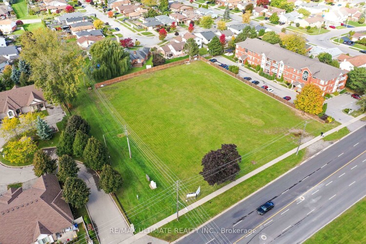 4257 Montrose Road, Niagara Falls, ON, 213 - Ascot