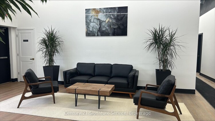 10 Plastics Avenue, Toronto, ON, Stonegate-Queensway