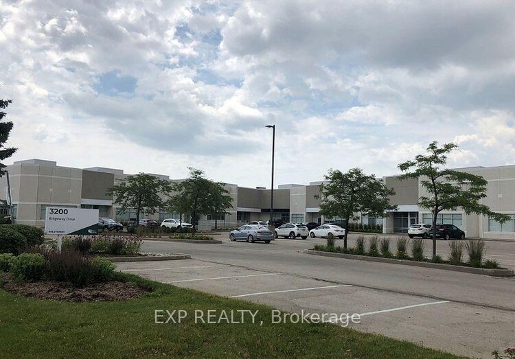 3200 Ridgeway Drive, Mississauga, ON, Western Business Park