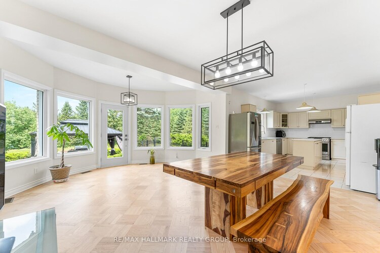 5749 Knights Drive, Manotick - Kars - Rideau Twp and Area, ON, 8005 - Manotick East to Manotick Station