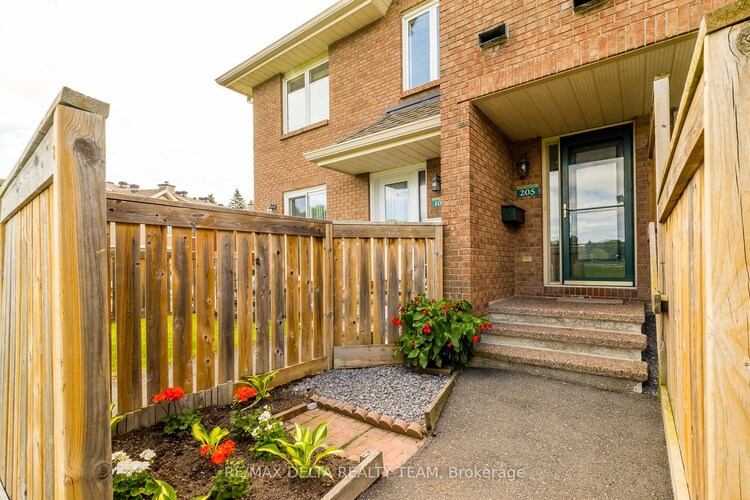 1720 Marsala Crescent, Orleans - Cumberland and Area, ON, 1105 - Fallingbrook/Pineridge